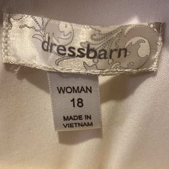 Dress Barn women’s size 18W black with cream & tan geometric design on top - Picture 2 of 4